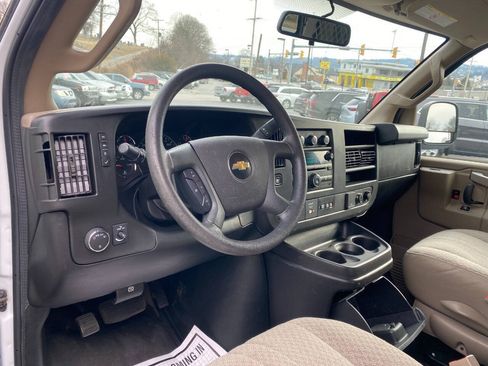 Used 2019 Chevrolet Express 2500 w/ Driver Convenience Package RWD image 10
