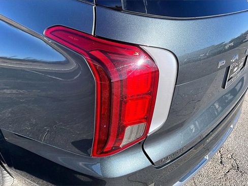 Used 2022 Hyundai Palisade Calligraphy image 23