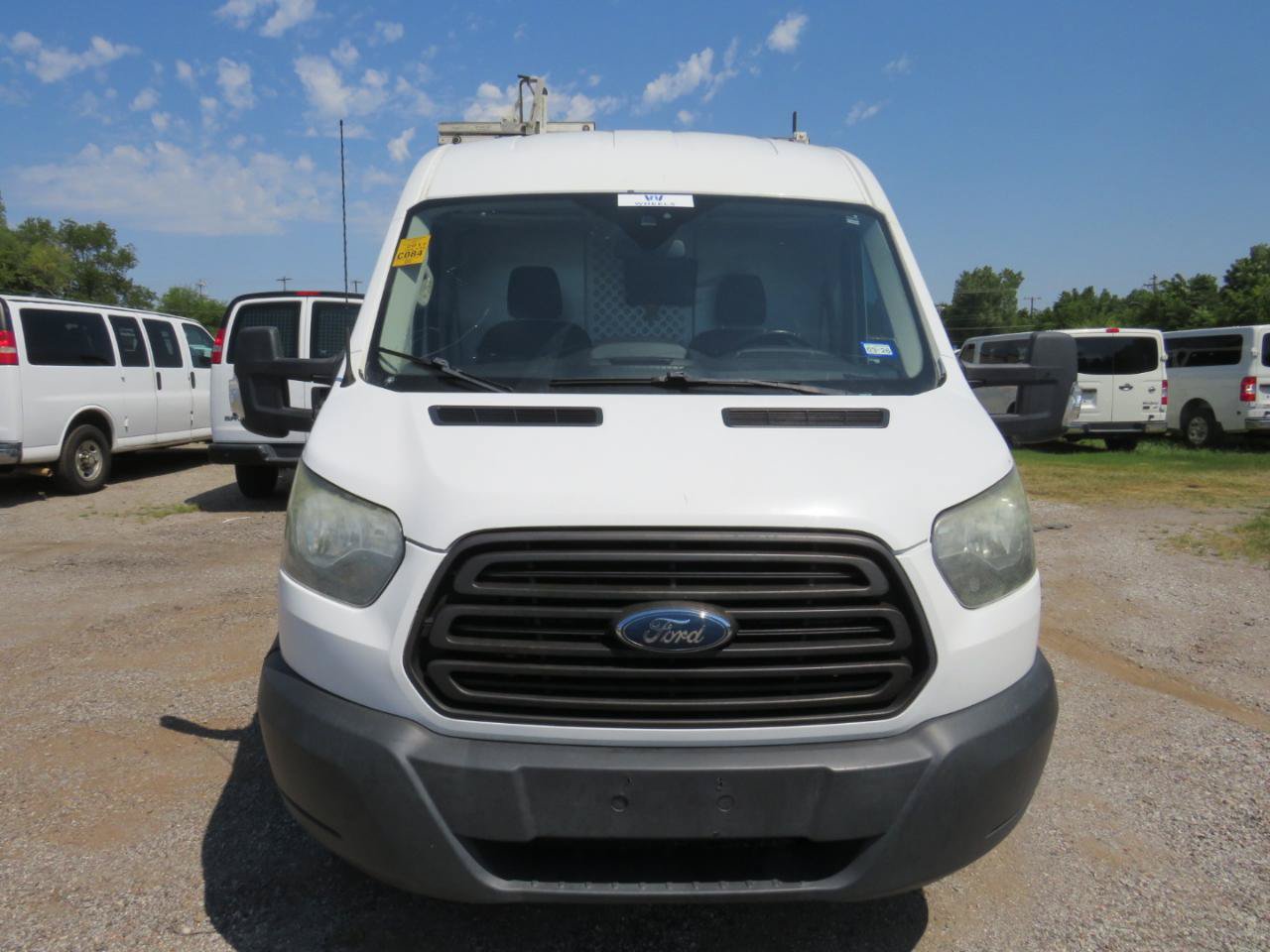 Used 2017 Ford Transit 250 130 Medium Roof RWD image 2