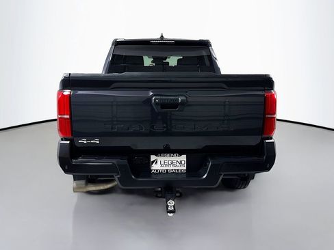 Used 2024 Toyota Tacoma SR w/ SR Upgrade Package AWD/4WD image 5