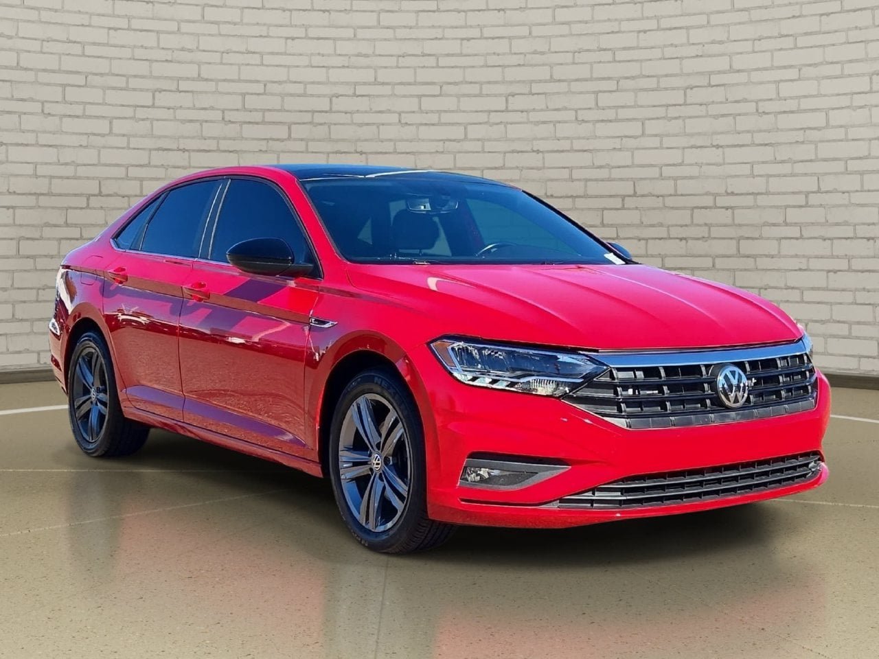 Used 2020 Volkswagen Jetta R-Line w/ R-Line Cold Weather Package FWD image 3
