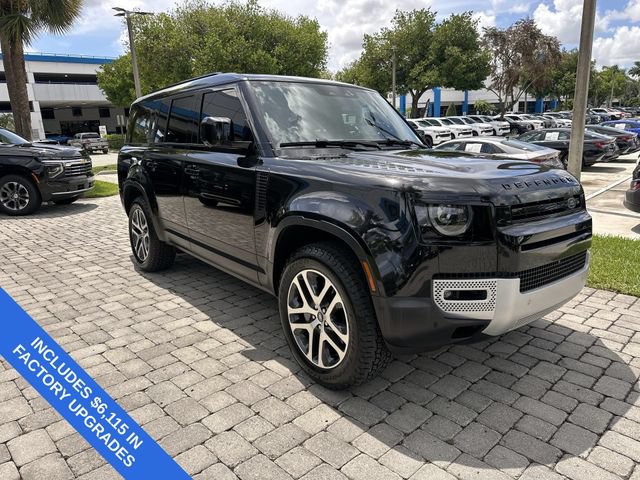 Used 2023 Land Rover Defender 130 SE AWD/4WD image 16