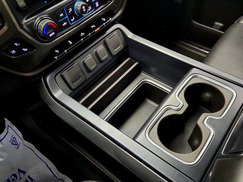 Used 2018 Chevrolet Silverado 1500 LTZ Z71 w/ LTZ Plus Package AWD/4WD image 16