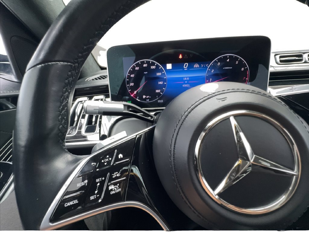 Used 2022 Mercedes-Benz S 500 4MATIC w/ AMG Line Package image 45