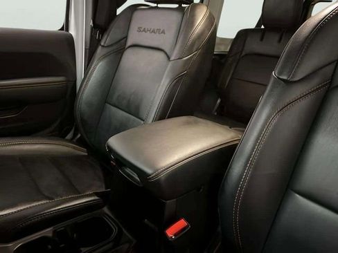 Used 2024 Jeep Wrangler Sahara 4xe w/ Technology Group image 8