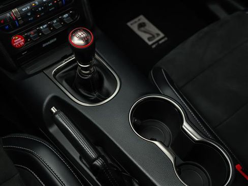 Used 2017 Ford Mustang Shelby GT350 image 28