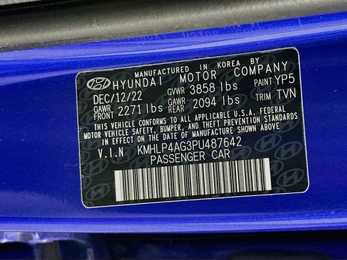 Used 2023 Hyundai Elantra Limited FWD image 33