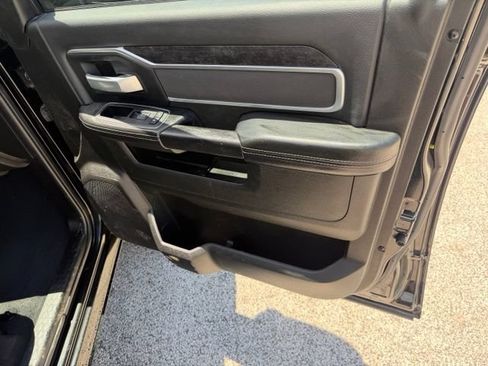Certified 2024 RAM 2500 Big Horn AWD/4WD image 40
