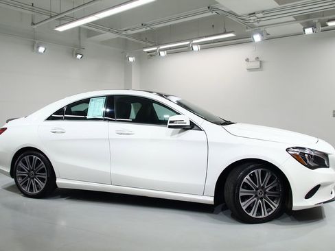 Certified 2019 Mercedes-Benz CLA 250 4MATIC image 9