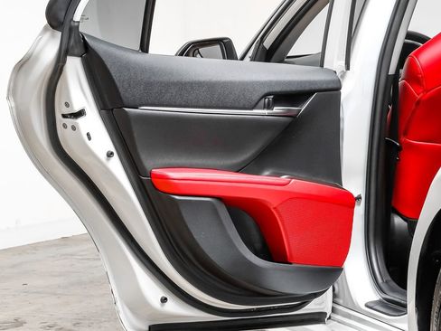 Used 2022 Toyota Camry XSE image 43