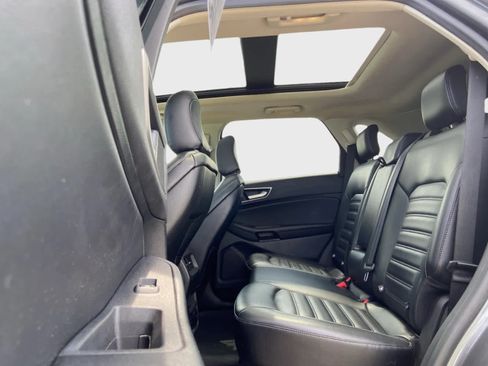 Used 2023 Ford Edge SEL w/ Convenience Package AWD/4WD image 13