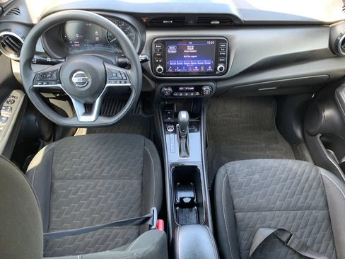 Used 2021 Nissan Kicks SV FWD image 14