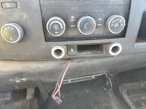 Used 2011 Chevrolet Silverado 3500 LT image 14