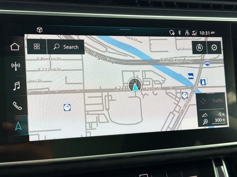 Used 2023 Audi Q8 Premium Plus w/ Premium Plus Package image 25