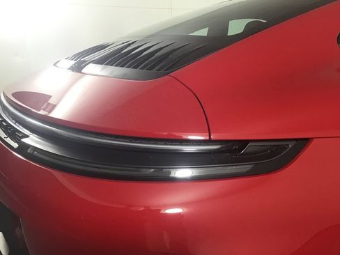Certified 2025 Porsche 911 Carrera GTS RWD image 16