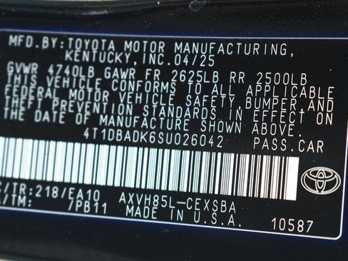 Used 2025 Toyota Camry SE w/ Multimedia Upgrade Package AWD/4WD image 34