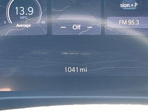 Used 2025 Jeep Grand Cherokee L Laredo RWD image 20
