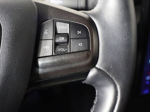 Used 2025 Ford Mustang Mach-E Premium AWD/4WD image 40