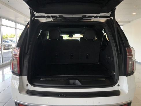 Certified 2024 Chevrolet Suburban High Country image 15