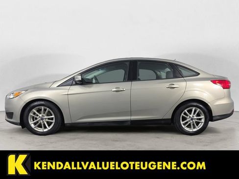 Used 2015 Ford Focus SE FWD image 8