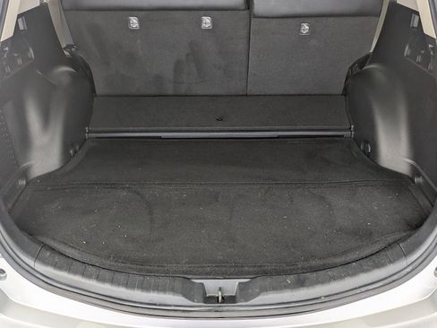 Used 2017 Toyota RAV4 Limited image 22