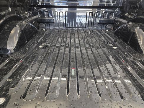 Used 2024 Ford F150 Lariat AWD/4WD image 30