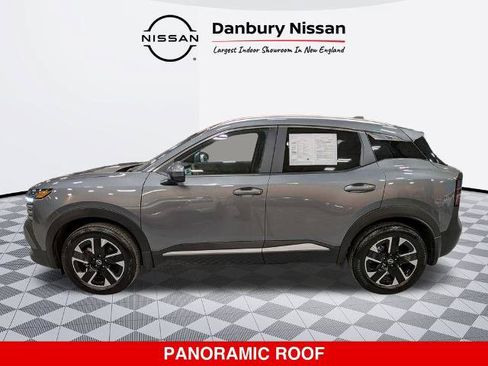 Certified 2025 Nissan Kicks SV w/ SV Premium Package AWD/4WD image 7