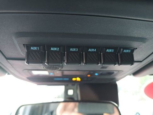 Used 2023 Ford Bronco Badlands image 26