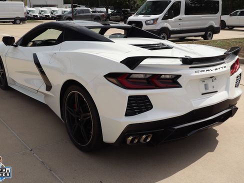 Used 2022 Chevrolet Corvette Stingray Preferred Conv w/ Z51 Performance Package RWD image 6