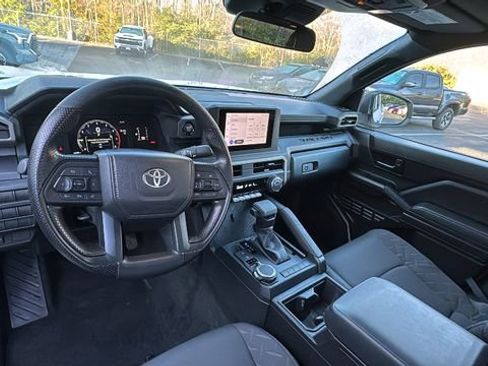 Used 2024 Toyota Tacoma SR w/ SR Upgrade Package AWD/4WD image 9
