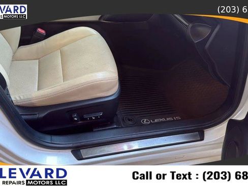 Used 2016 Lexus IS 300 AWD w/ Navigation System Package image 36