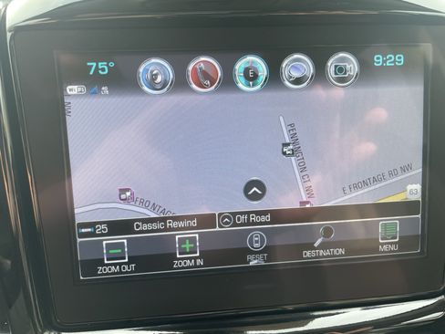 Used 2018 Chevrolet Traverse Premier w/ LPO, 'HIT The Road' Package AWD/4WD image 22