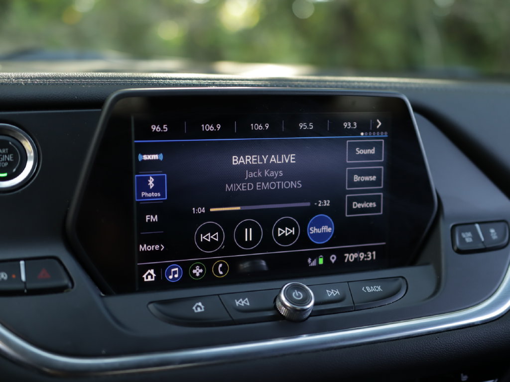 Used 2020 Chevrolet Blazer LT FWD image 12