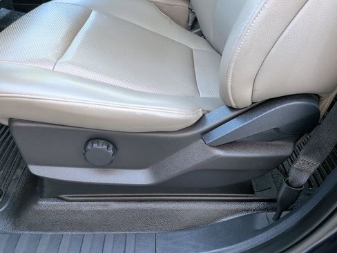 Used 2022 Ford F250 XL w/ Power Equipment Group image 13