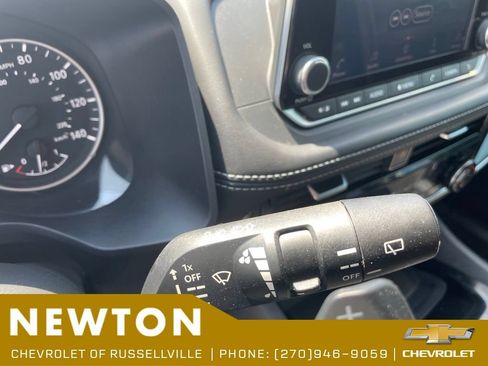 Used 2021 Nissan Rogue SV FWD image 17