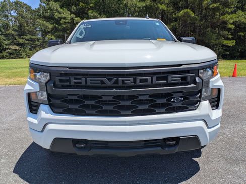Used 2024 Chevrolet Silverado 1500 Custom w/ Turbomax Blackout Package AWD/4WD image 3