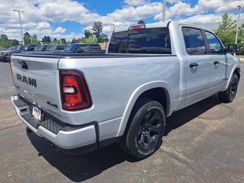 New 2026 RAM 1500 4x4 Crew Cab image 3