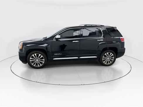 Used 2017 GMC Terrain Denali image 4
