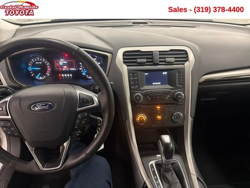 Used 2015 Ford Fusion SE w/ Equipment Group 202A image 13