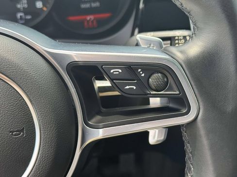 Used 2021 Porsche Macan AWD/4WD image 22