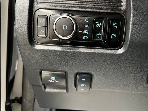 Used 2025 Ford F350 Lariat w/ Black Appearance Package image 30