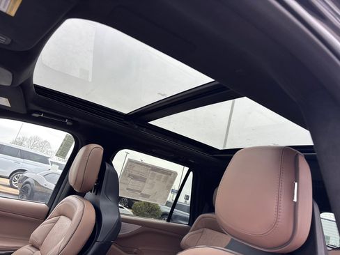 New 2026 Lincoln Navigator Black Label AWD/4WD image 26