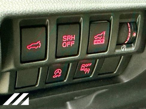 Used 2023 Subaru Forester Premium AWD/4WD image 10