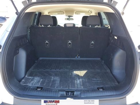 Used 2020 Ford Escape SE image 8
