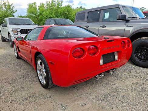 Used 2002 Chevrolet Corvette Coupe w/ Preferred Equipment Group2 RWD image 6