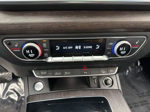 Used 2021 Audi Q5 2.0T Premium image 18