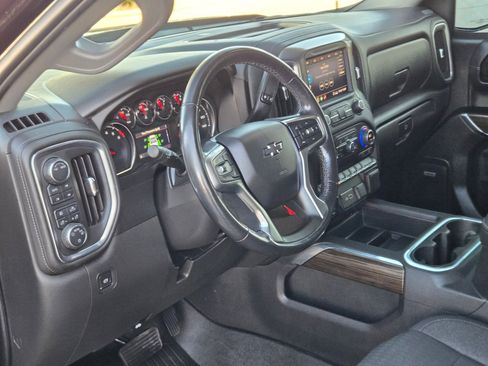 Used 2020 Chevrolet Silverado 1500 RST image 10