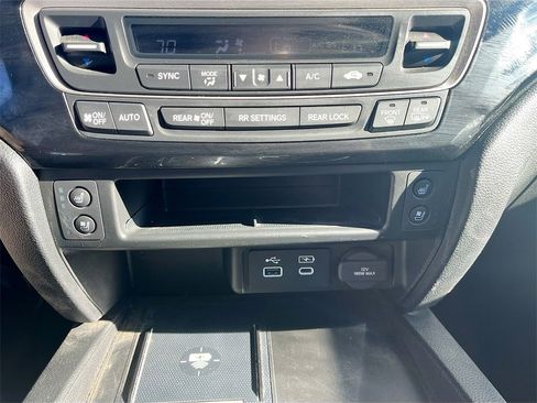 Used 2024 Honda Passport Black Edition image 20