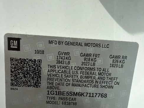 Used 2019 Chevrolet Cruze LT w/ Convenience Package image 30