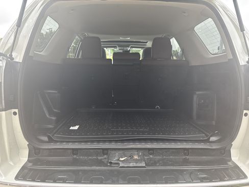 Used 2022 Toyota 4Runner Limited AWD/4WD image 32